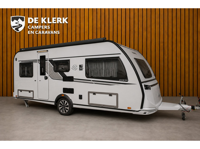 Knaus S&amp;#220;DWIND 500 EU BLACK SELECTION / 50% de descuento