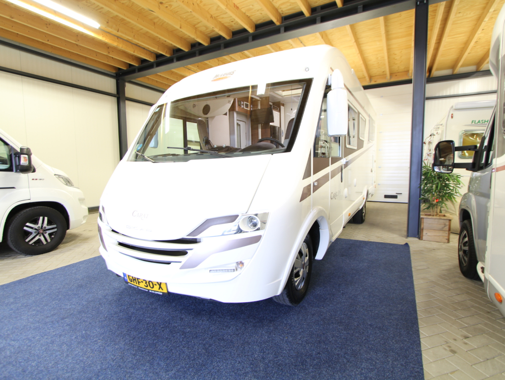 MC LOUIS NEVIS 876 foto: 1