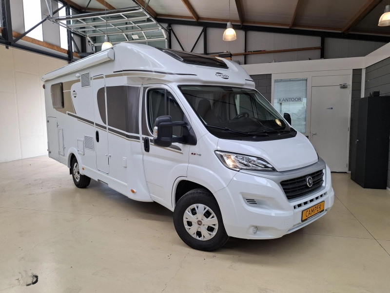 Hymer Carado 447 T 140CV Camas Individuales Solar foto: 1