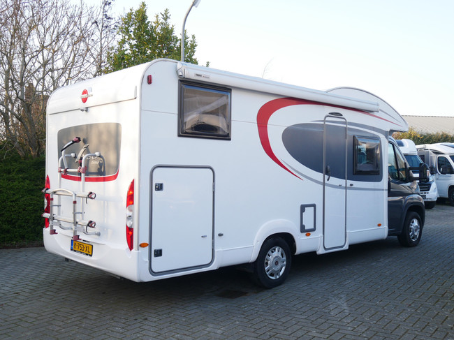 Bürstner Ixeo Time 710 IT, Dwarsbed, Hefbed, XL Garage foto: 23