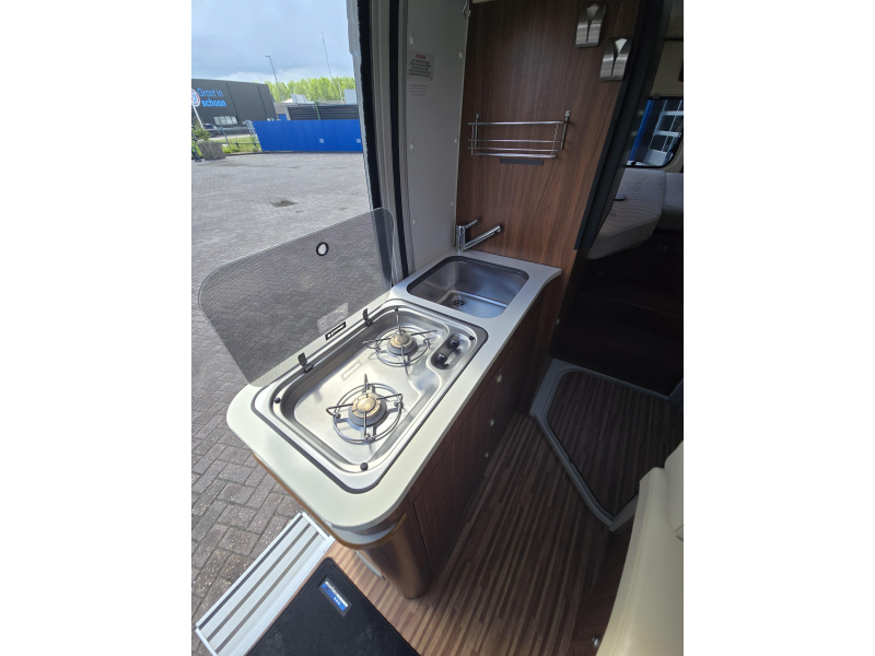 Adria Twin 640 SLX 2016 top staat  foto: 16