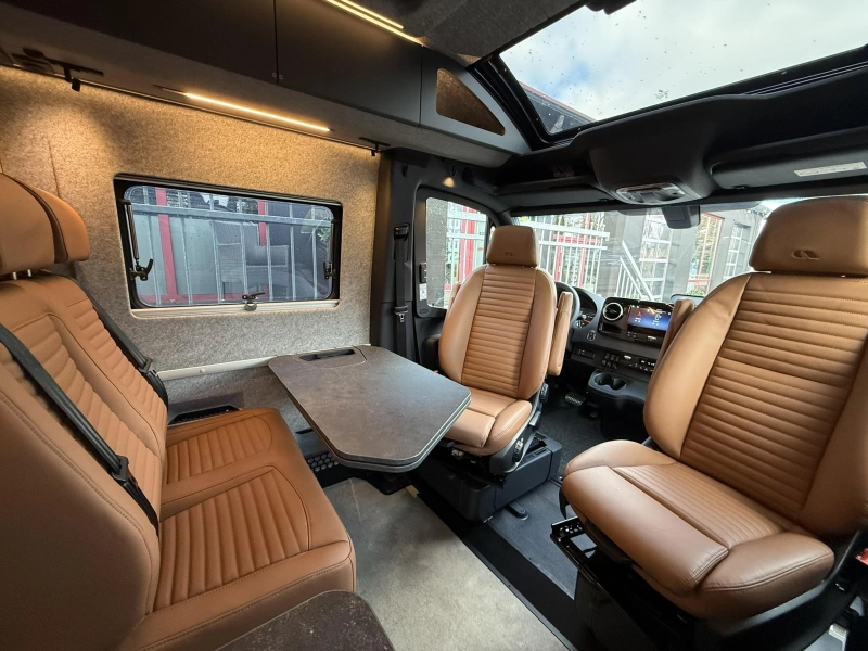 Adria Super-Twin 700 SGX 4x4 - Aufstelldach Foto: 19