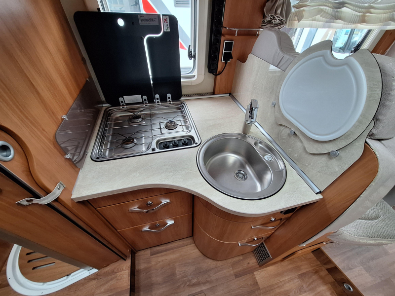 Hymer Tramp CL -2 APARTE BEDDEN+HEFBED  foto: 3