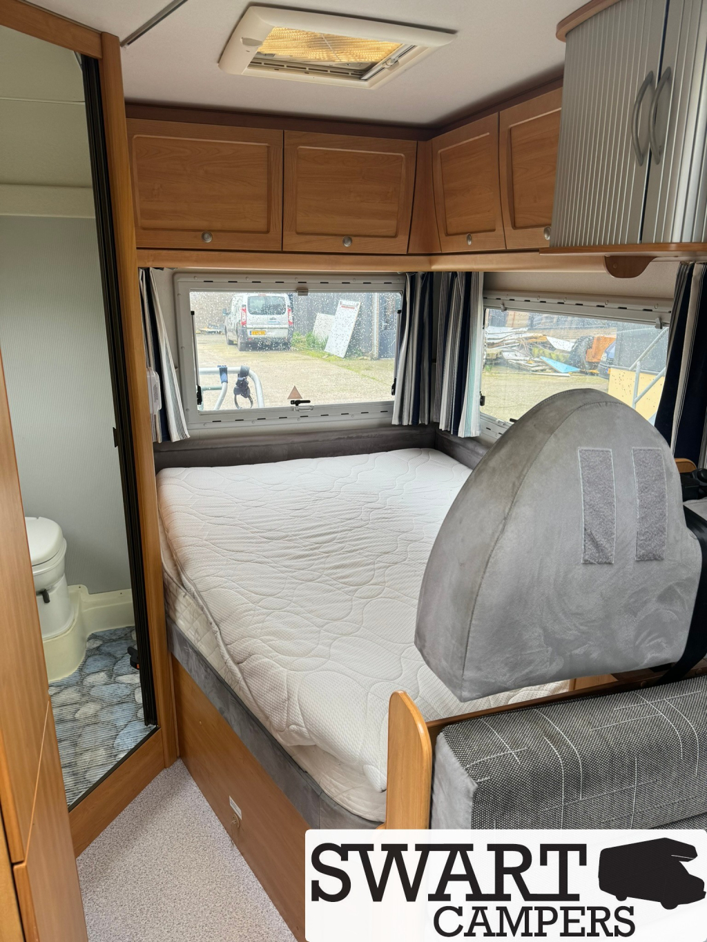 Knaus Sun Traveller TI 600, Fransbed foto: 13