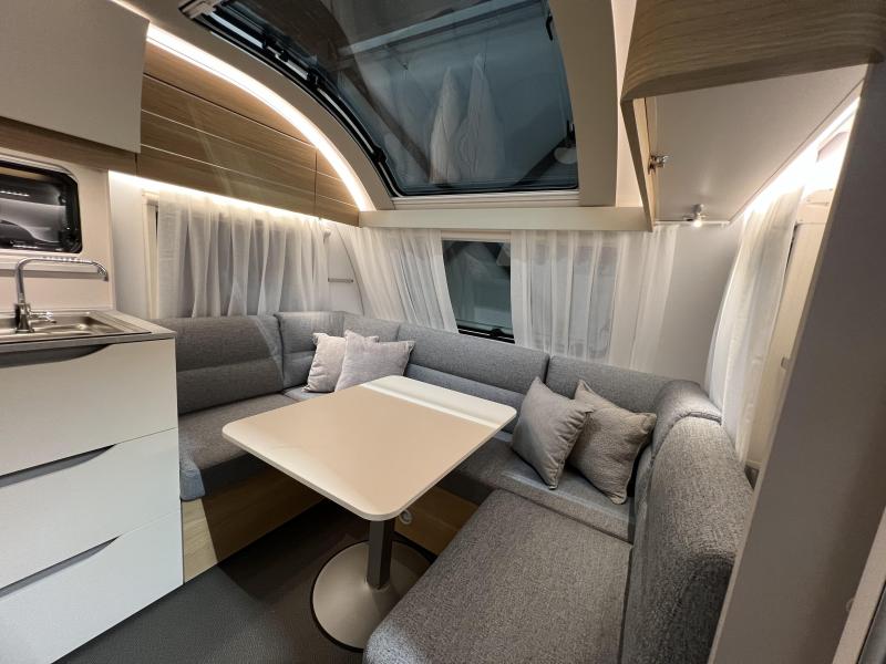 Adria Adora 572 UT Nieuw - Actie model  foto: 4