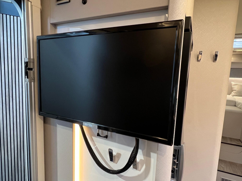 Hymer Tramp 680 automaat, enkele bedden  foto: 14