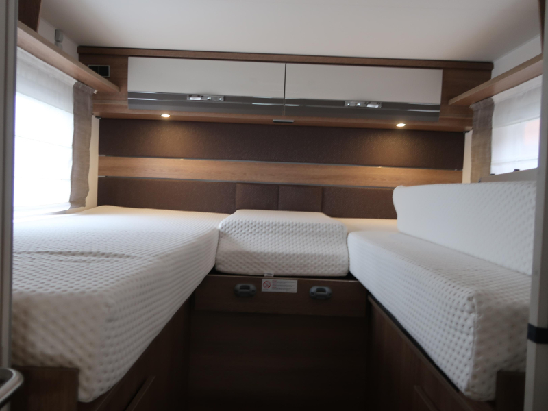 Dethleffs Trend 7057 T EB AUTOMAAT HEFBED AIRCO  foto: 9
