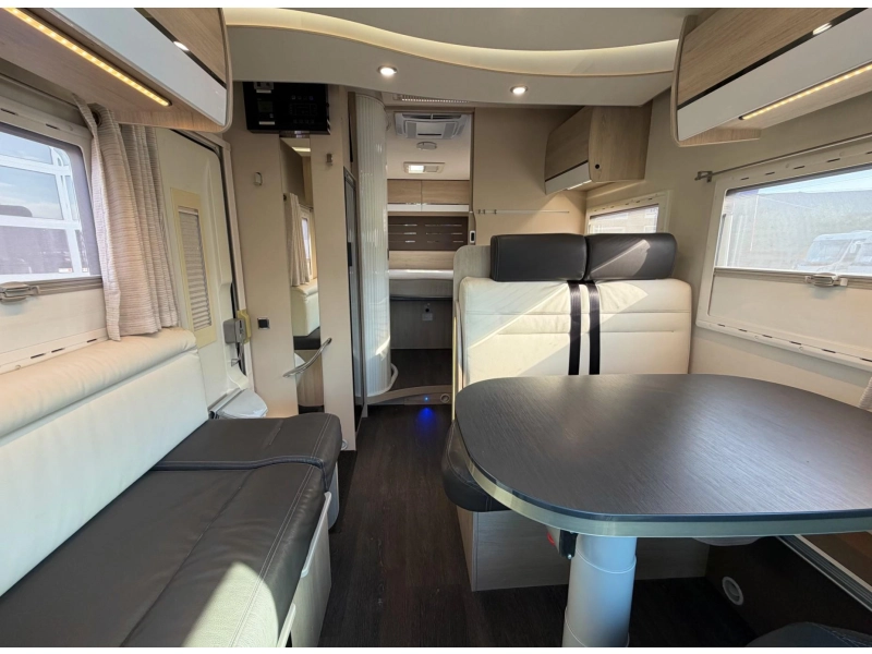 Challenger Special Edition 398 XLB Queens bed Hef bed  foto: 6