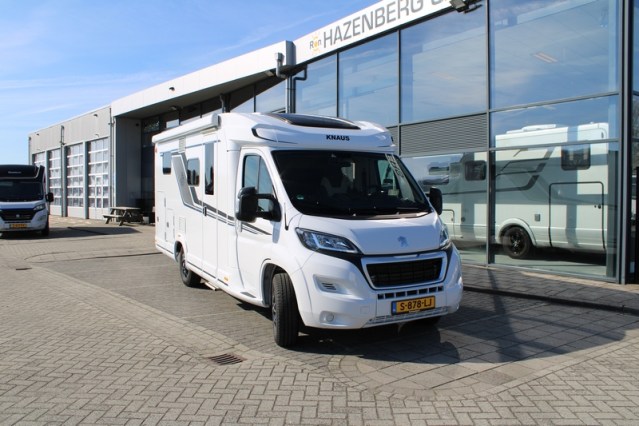 Jonge Knaus VanSation 650 Peugeot 2.2 l/ 165 pk met slechts 7.873 km enkele bedden (45  foto: 2