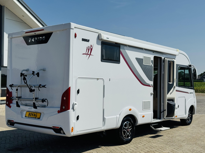 Rapido I 886 F Automaat Queensbed Hefbed  foto: 6