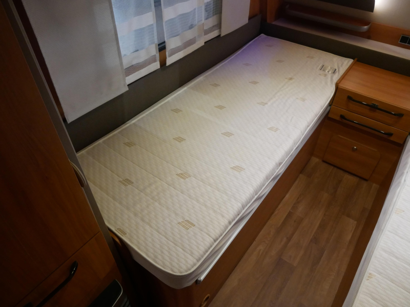 Eriba Nova GL 530 Mover, awning, air conditioning photo: 13