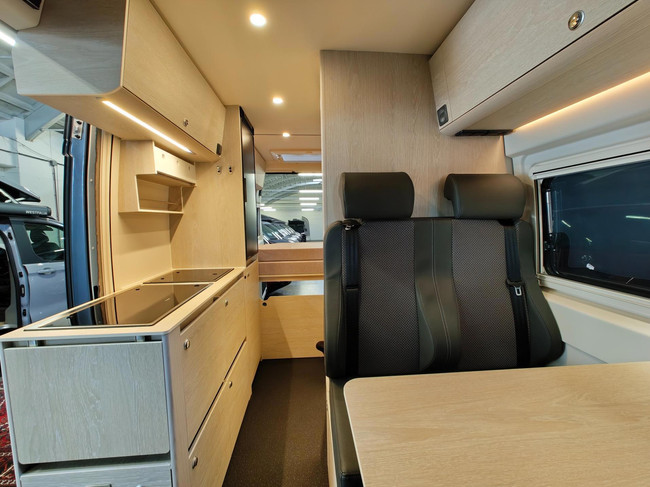 tourne mobil 6.0 Cruise 2.2 BlueHDI 140PK Automaat - ALL SEASON foto: 5