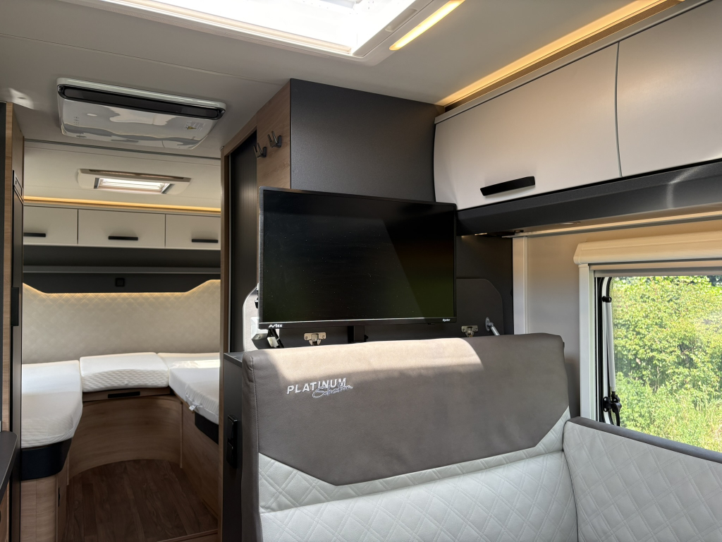 Knaus LiveTI 650 MEG Platinum Selection foto: 12