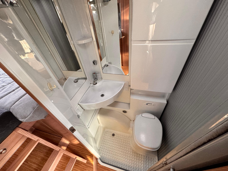 Knaus Van TI 600 ME TV SAT CAMERA 150pk Zonne  foto: 9