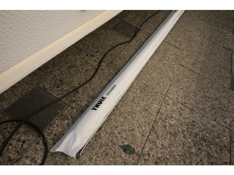 Hobby Excellent 495 UB Mover, toldo Thule, bater&iacute;a foto: 23