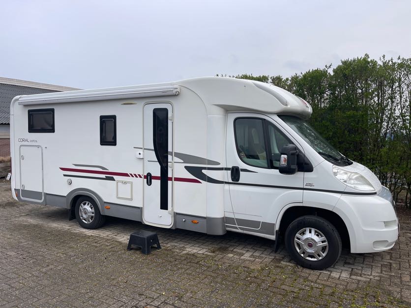 ADRIA CORAL S 670 SL 5 Zitplaatsen !!