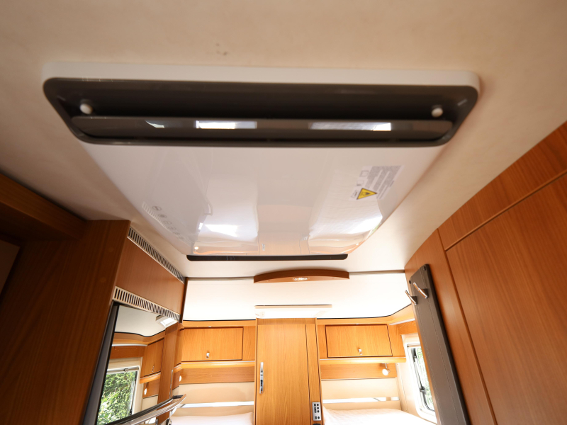 Hymer Tramp 674 SL enkele bedden | dakairco  foto: 11