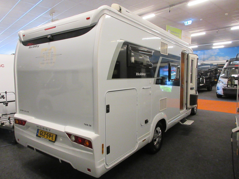 Hobby Optima De Luxe 65 GE AUTOMAAT ENKELE BEDDEN  foto: 7