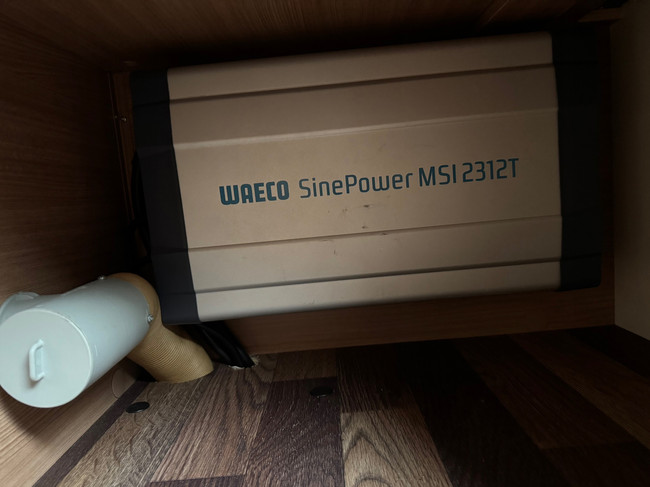 Knaus R16 Knaus Sky TI Silver Selection 700 MEG Airco AUT 31dkm foto: 21