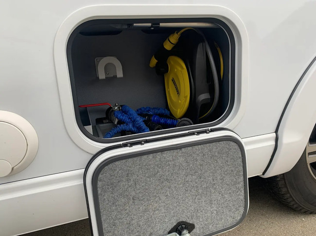 Frankia F-Line Titan 840 QD Fiat 160 PK automaat foto: 18