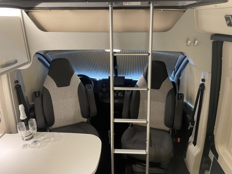 Hymer Free 600 Automaat - medio sept/okt  foto: 17