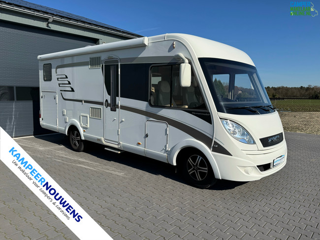 Hymer B 678