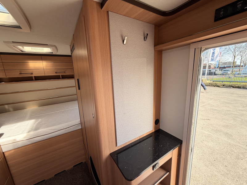 LMC Style 410 D Mover+Markise+Fahrrad+Vorzelt Foto: 16