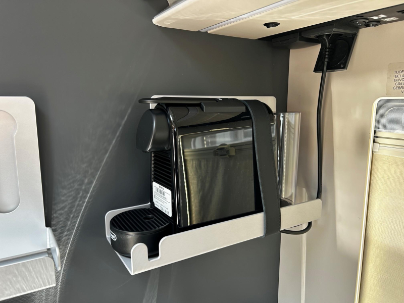 Adria Matrix Axess 650 DL Benelux, Automaat  foto: 16