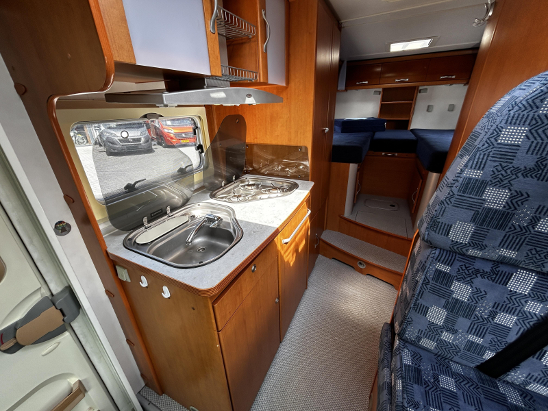 LMC Liberty Finish TI 6600 Enkele-bedden/2008/Airco!  foto: 10
