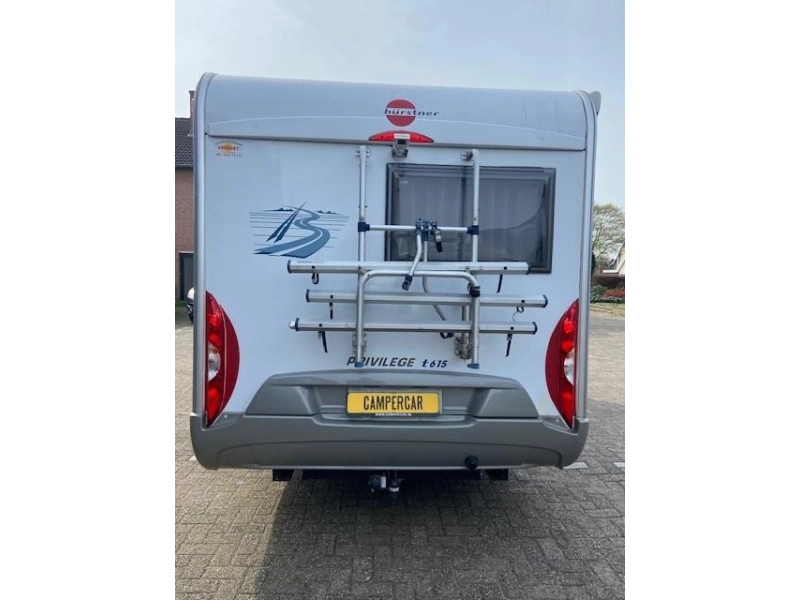 B&uuml;rstner Privilege 615 T 160 PS Foto: 15