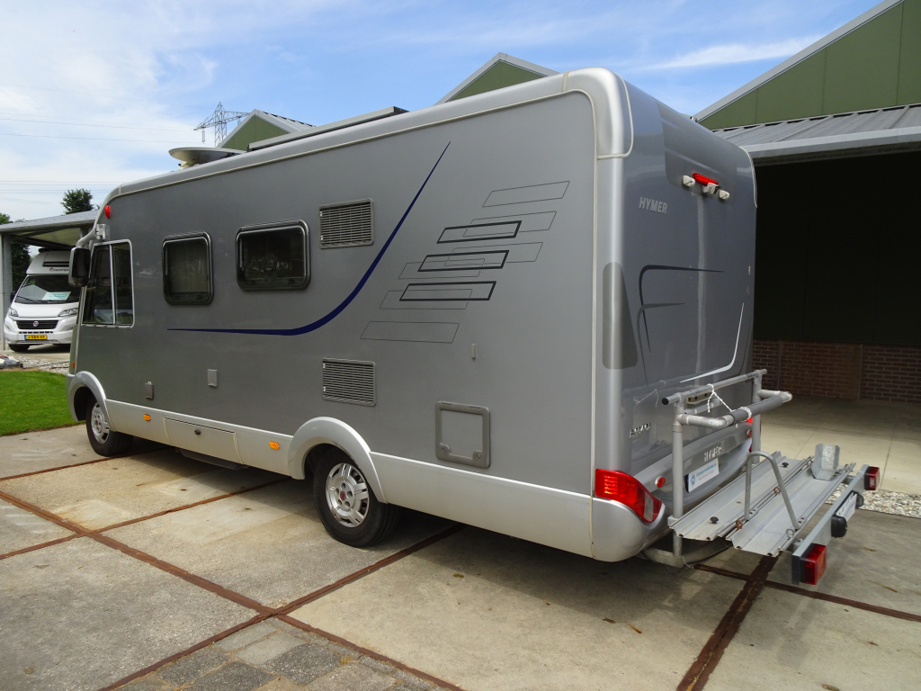 Hymer B654CL foto: 1