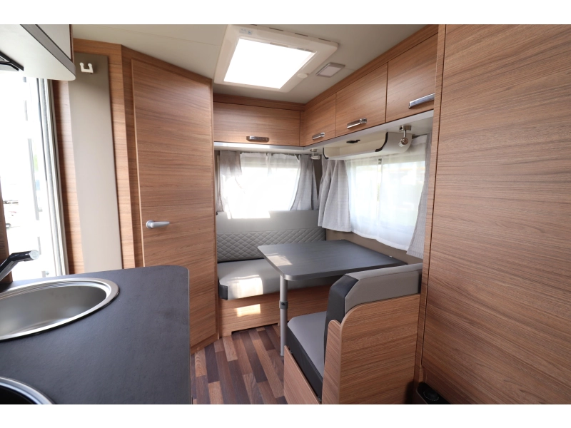 Weinsberg CaraOne Edition HOT 390 QD MEGA KORTING / 917  foto: 6