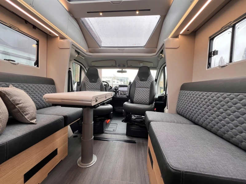Adria Coral 670 DL 180PS AUT/NAVI/KAMERA Foto: 4