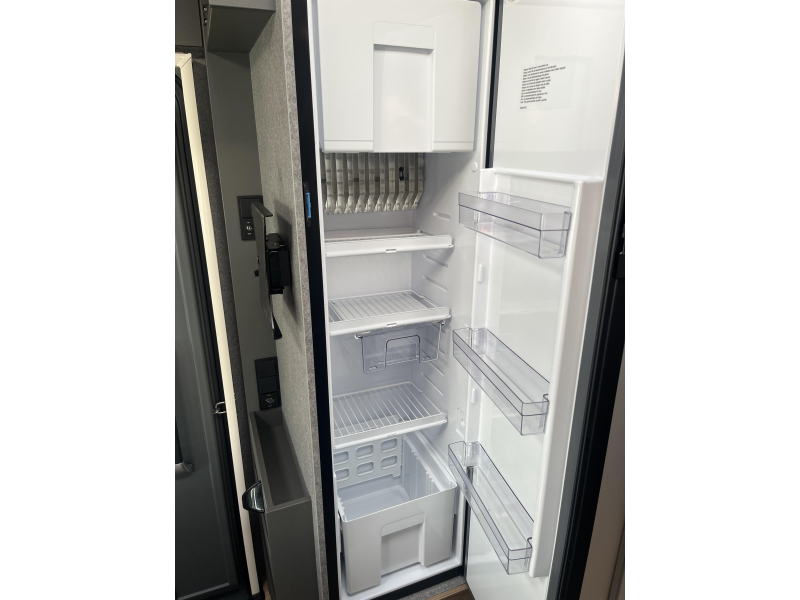 Dethleffs Trend Active T 7057 EBL Automatik - Face to Face Foto: 14