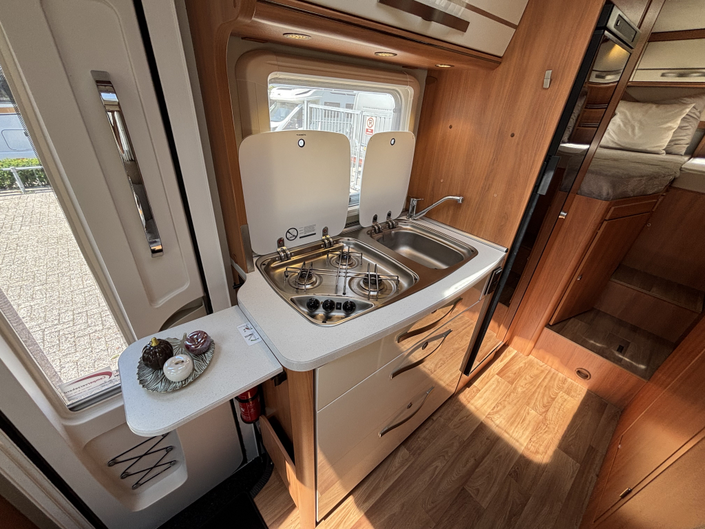 Hymer ML-T 580 CAMAS INDIVIDUALES AUTOM&Aacute;TICO MERCEDES C&Aacute;MARA 6.99M foto: 7