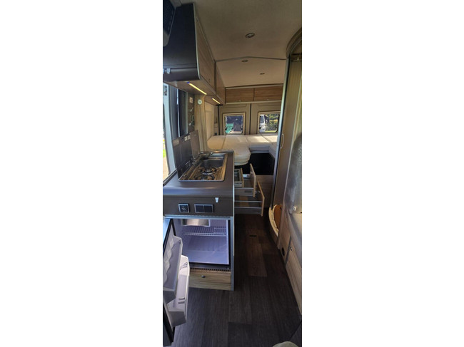 Hymer Yosemite 600 * AUTOMATIK * Längsbetten * Hubdach Foto: 14