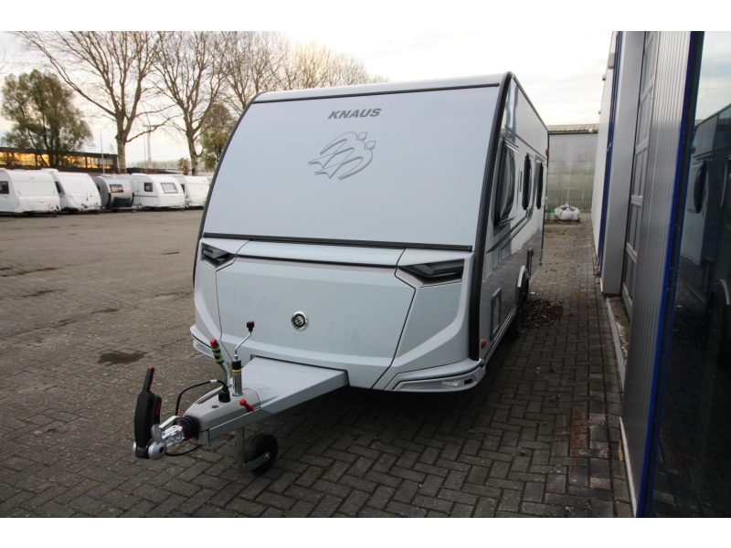 Knaus Sudwind Black Selection 460 EU AIRCO AKTIE JULI MAAND  foto: 4