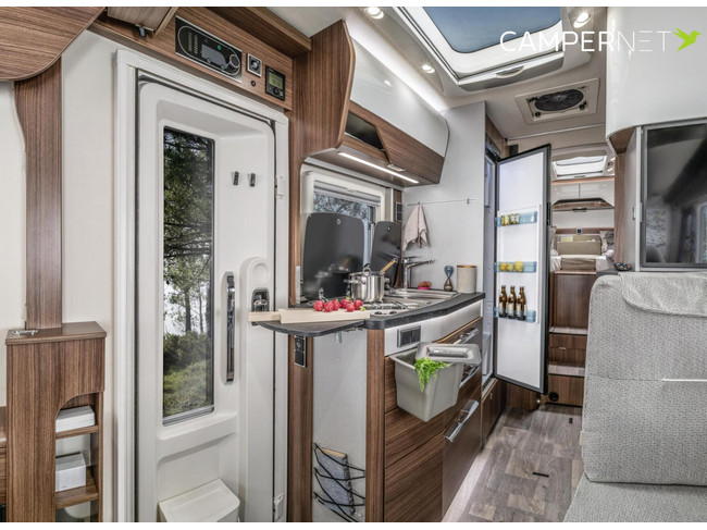 Hymer BMC-I 580 170pk Automaat | Facelift model | Lengtebedden | Hefbed | LED koplampen | Lithium | Dieselverwarming | Stoelverwarming foto: 7