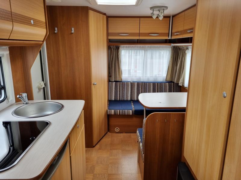 Carado C 160 Voortent + Uitbouw 