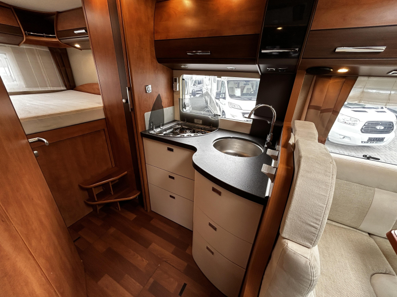 Carthago Chic C-Line I 4.2 Dwarsbed/2015/Euro-5/6.7M  foto: 11