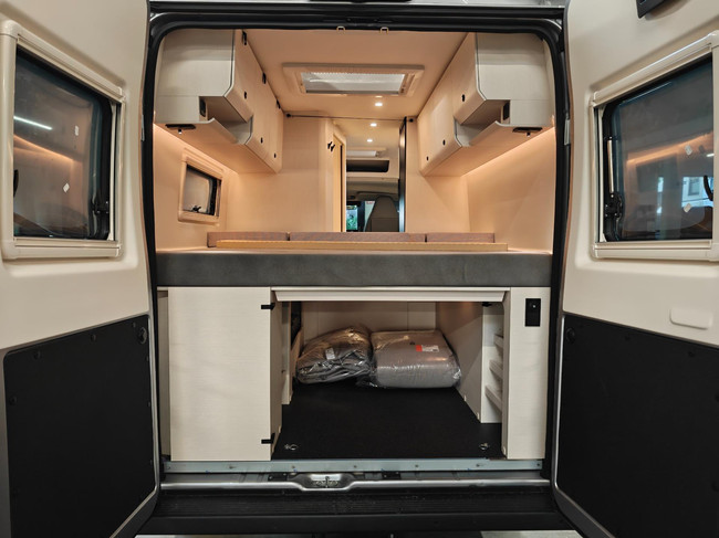 tourne mobil 6.4 Select 2.2 BlueHDI 180PS Automatik - ALL SEASON Foto: 3