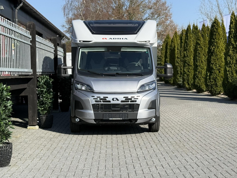 Adria Matrix Plus 670 SL Familiecamper Automaat  foto: 7