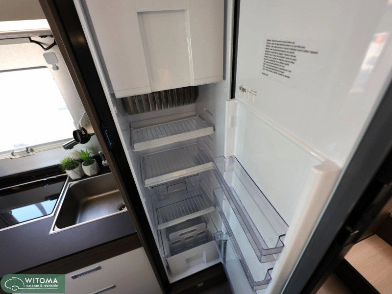 Adria Coral MB Supreme 650 SL Mercedes LEVELSYST foto: 13