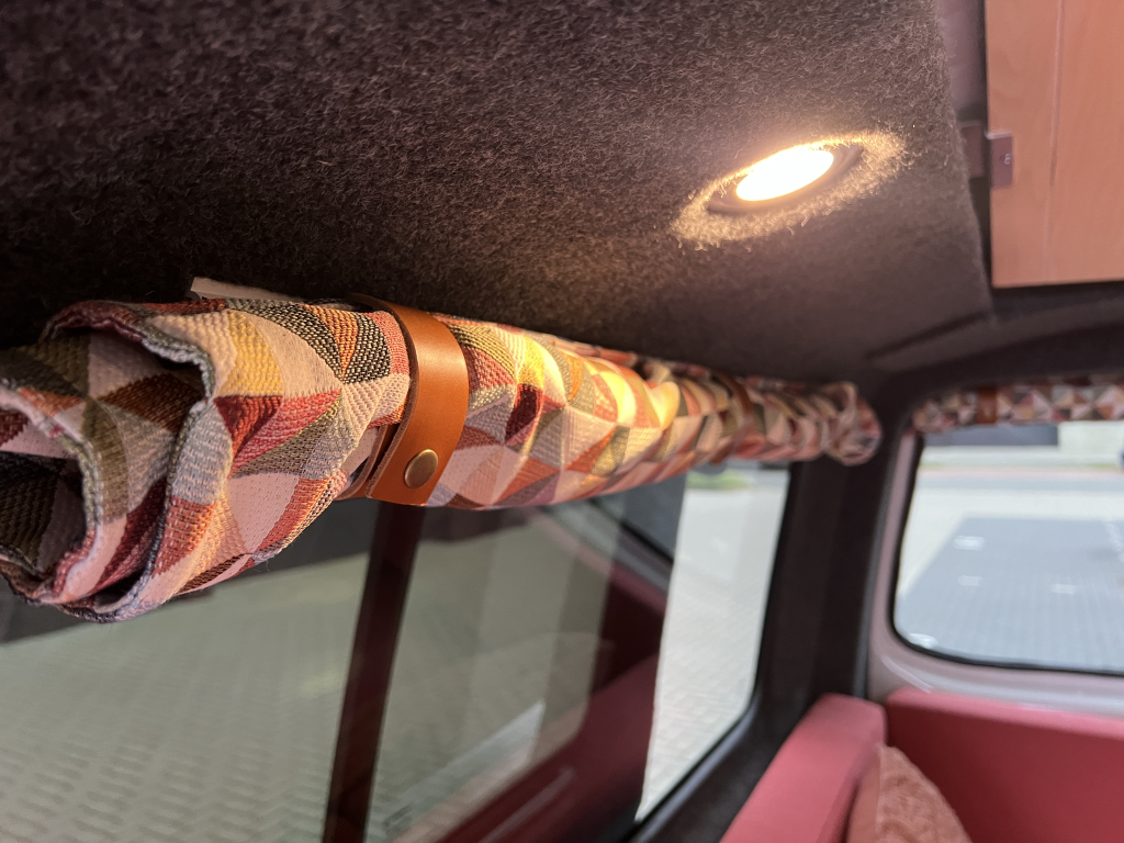 Volkswagen T6 2018 Zweifarbig Foto: 14