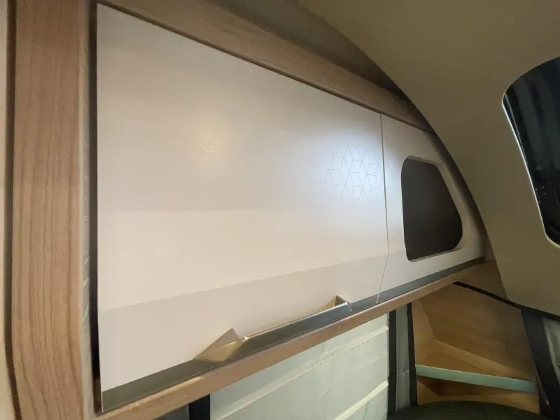 Knaus Sudwind Black Selection 540 UE +Panoraam+Vloerverwarming  foto: 7