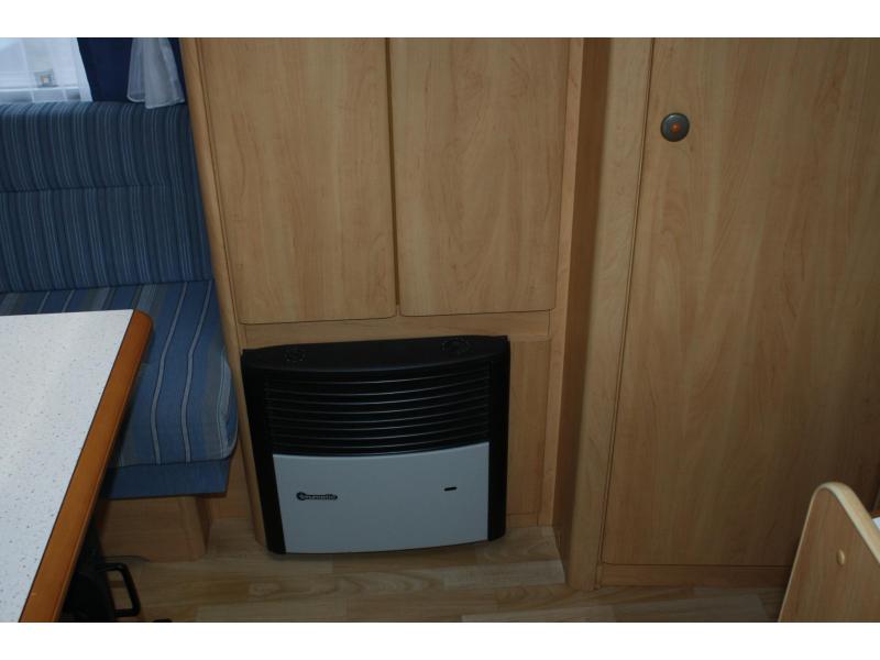 Hobby De Luxe 450 UB  foto: 8