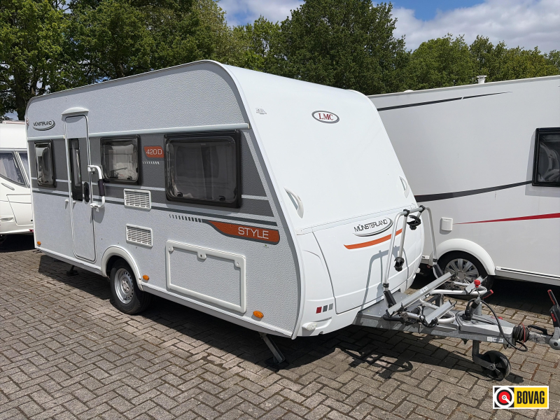 LMC Style 420 D Mover/Voortent/Fietsdr. 
