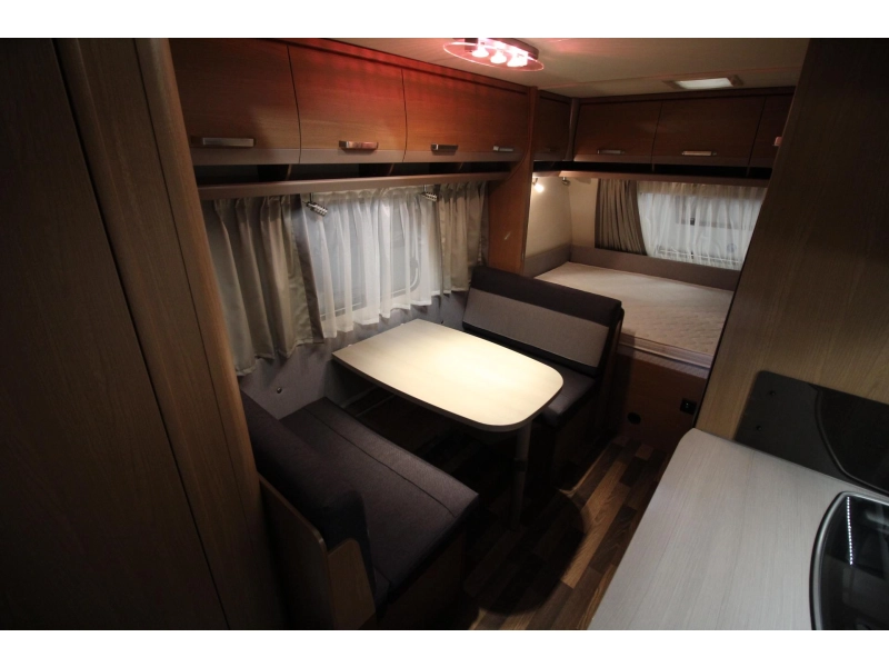 Knaus Sport 500 QDK Mover Voortent Fietsenrek  foto: 7