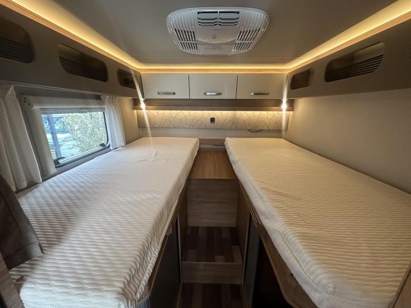 Weinsberg CaraCompact Pepper 600 MEG 140PK Dakairco Omvormer  foto: 8