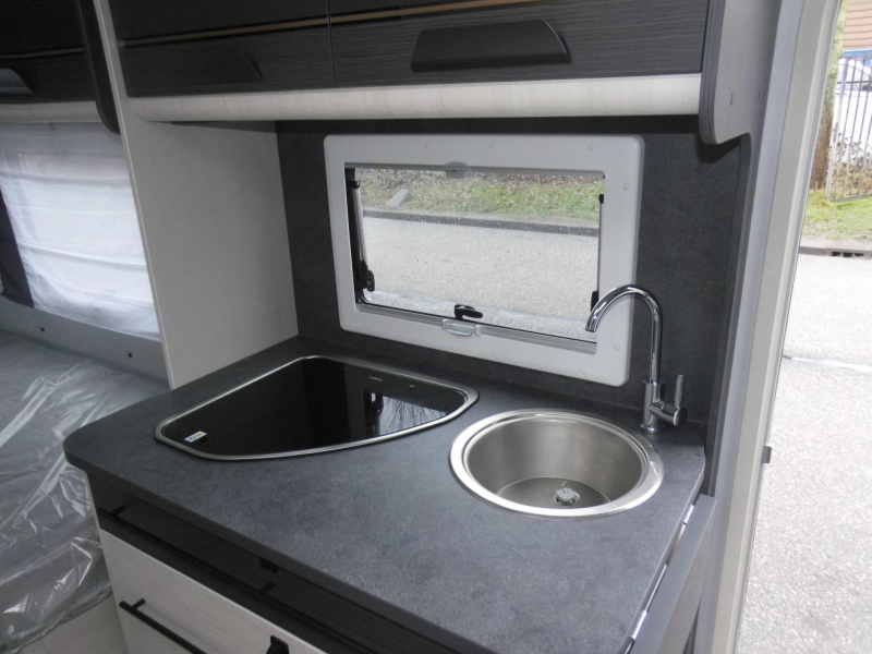 Sterckeman Evolution 492 LJ Nieuw! overjarig!  foto: 4